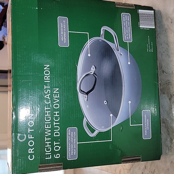 Crofton Lightweight Cast Iron 6Q Dutch Oven NEW IN BOX - Picture 4 of 6